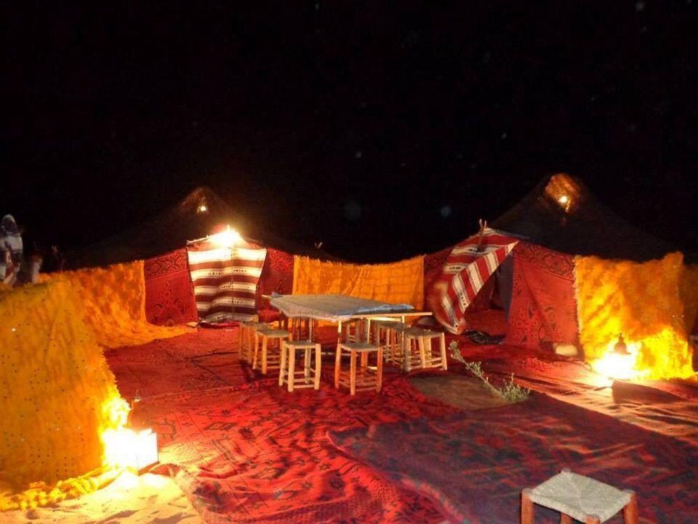 Les Pyramides Hotel Merzuga Kültér fotó