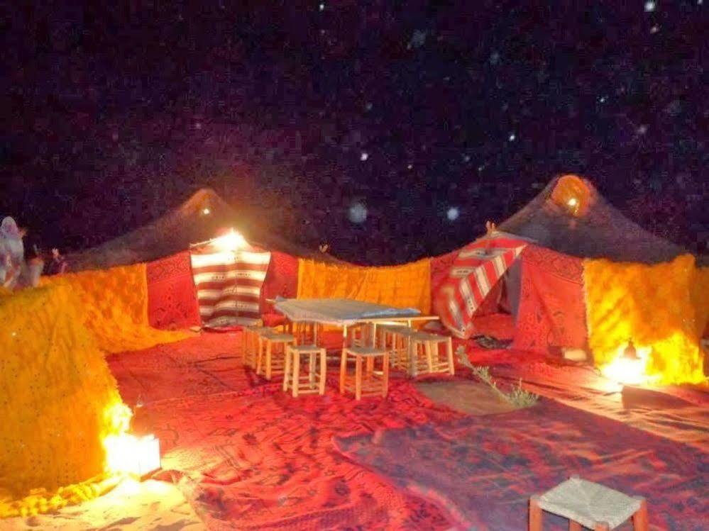 Les Pyramides Hotel Merzuga Kültér fotó